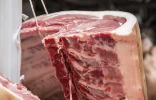 JBS ziet kwartaalomzet met 14 procent stijgen naar recordniveau