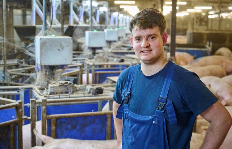 Giedo Steeghs is bedrijfsleider op het zeugenbedrijf van de Van Asten Group in Panningen.
